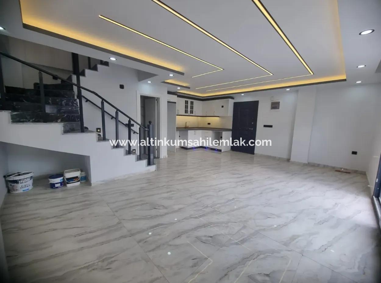 Didim Hisar Mahallesinde Satılık 3+1 Ön Cephe Havuzlu Sıfır Villa