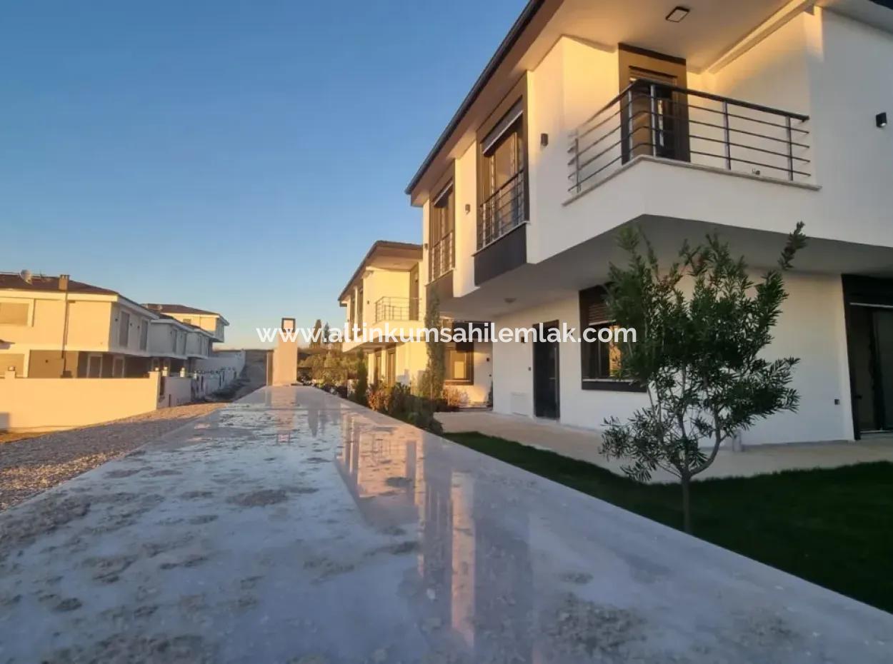 Altınkum Sahil Emlaktan Didimde Satılık Uygun Fiyata Kelepir Villa