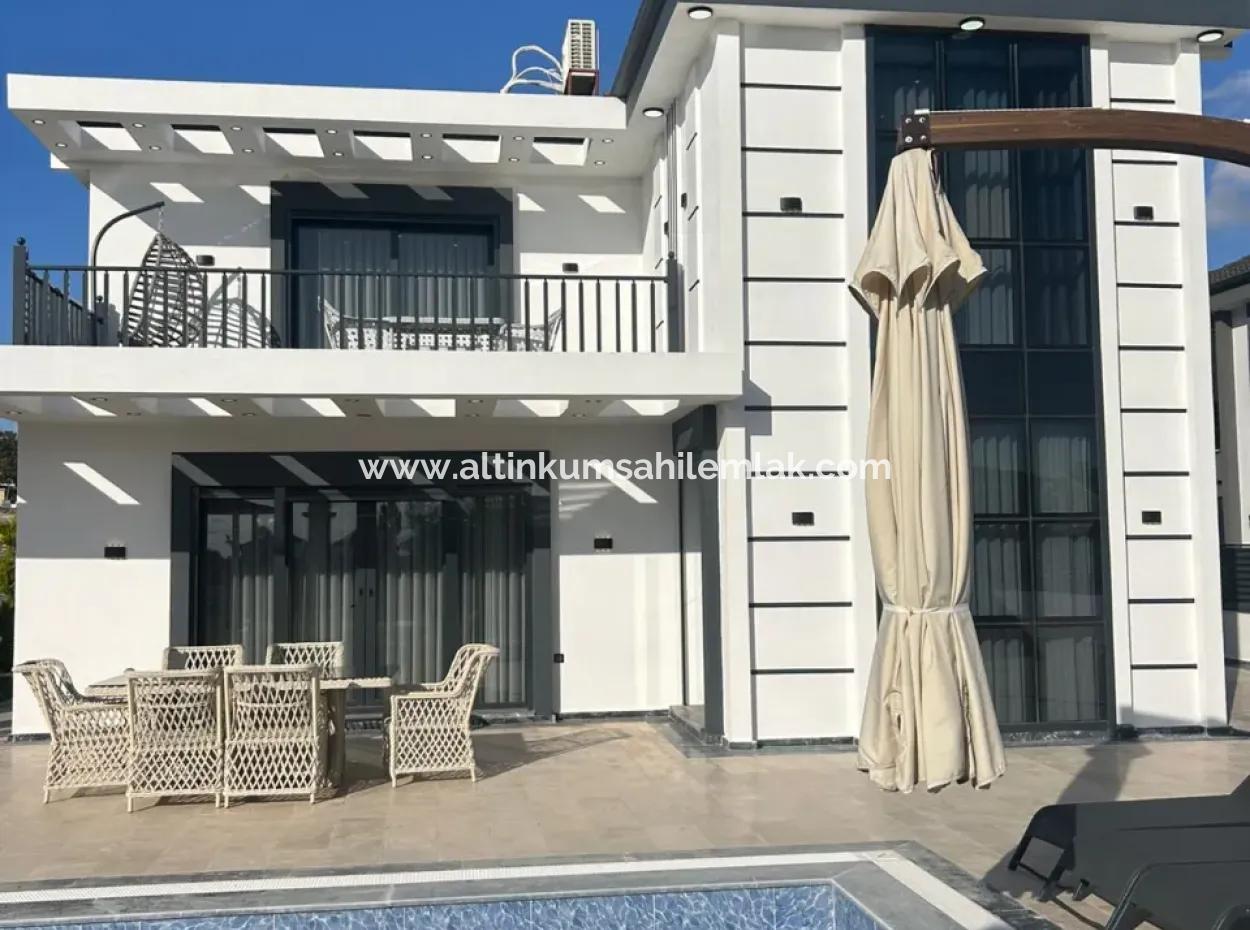 Vip Villa Didim Efeler’de Satılık 4+1 Ayrı Mutfaklı Ultra Lüks Havuzlu Müstakil Villa