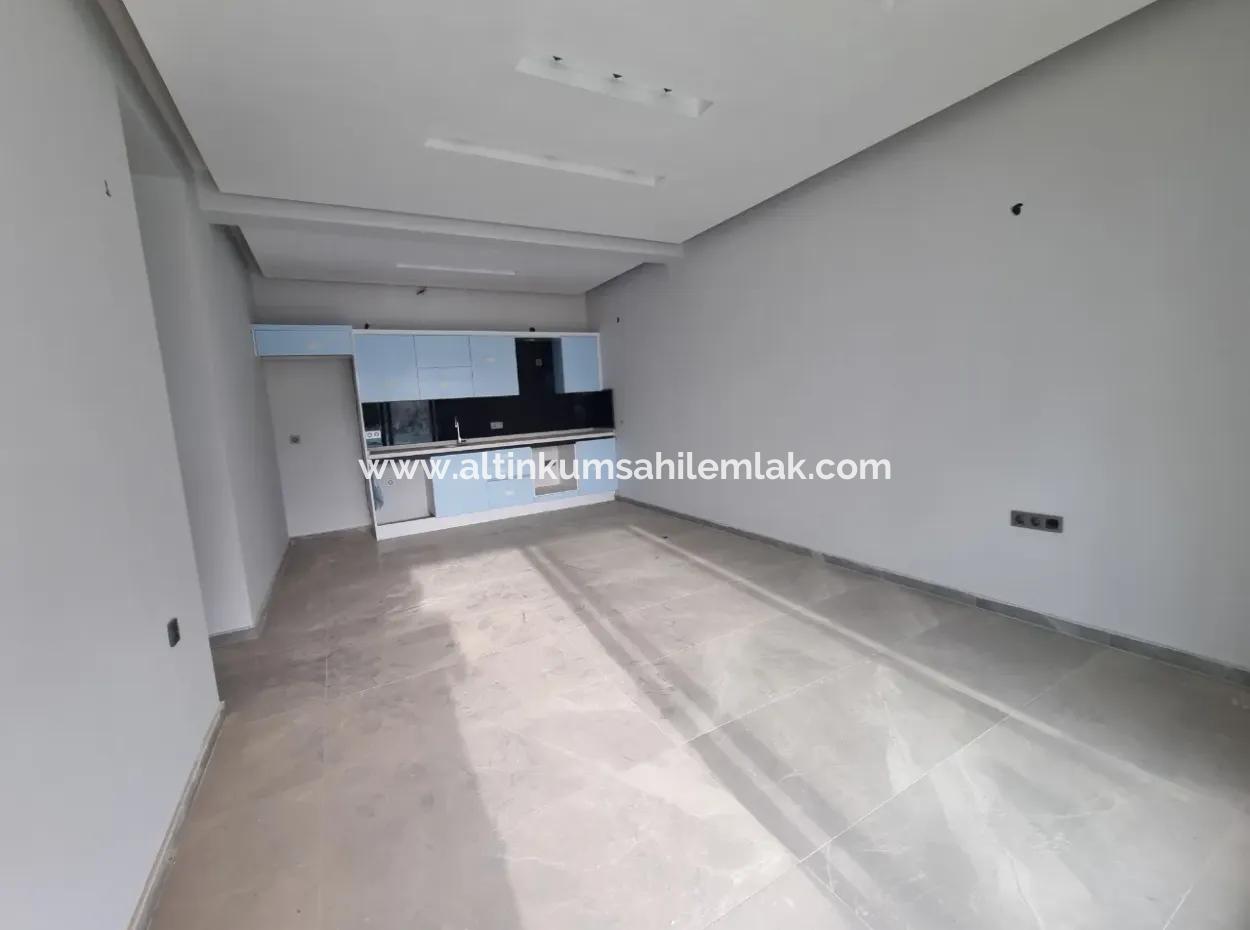 Didim Altınkum Mahallesinde Satılık Havuzlu Sitede 2+1 Daire