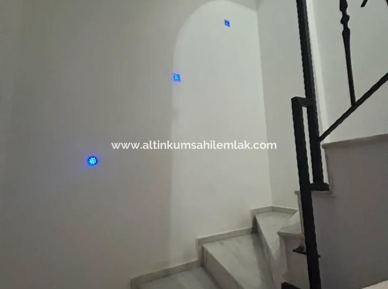 Didim Efeler Mahallesi'nde Havuzlu Site İçerisinde 1+1 Eşyalı Satılık Daire