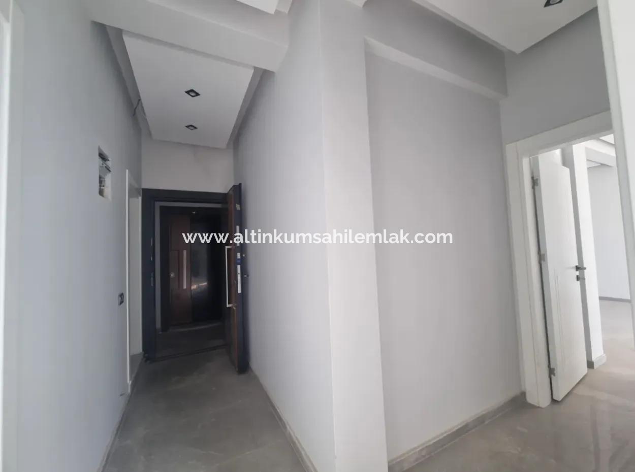 Didim Altınkum Mahallesinde Satılık Havuzlu Sitede 2+1 Daire