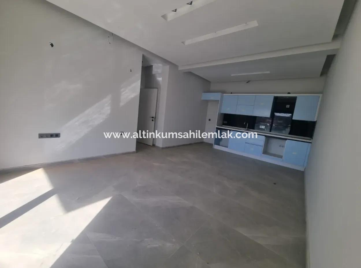 Didim Altınkum Mahallesinde Satılık Havuzlu Sitede 2+1 Daire