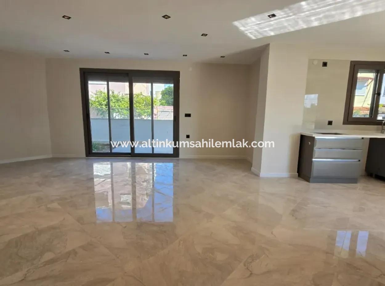 Denize 200 Mt!! Didim Mavişehirde Satılık 3+1 Villa