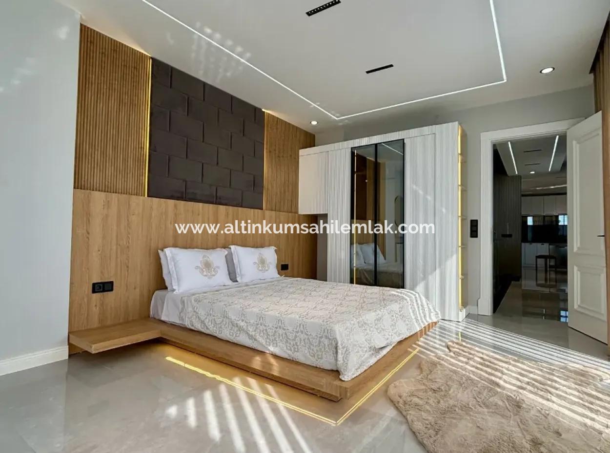 Didim Hisar Mahallesinde Satılık 5+1 Lüks Villa