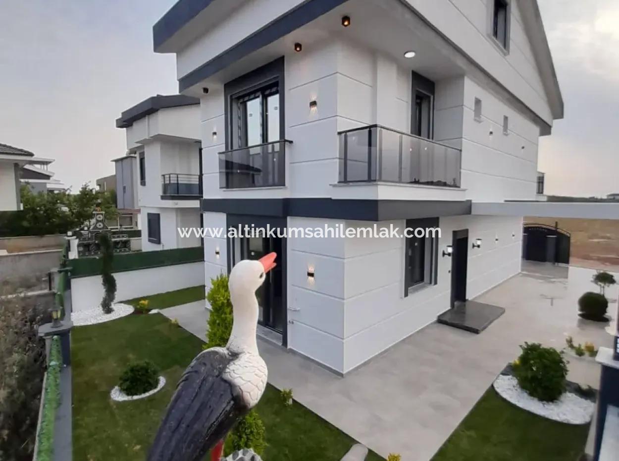 Didim Efeler Mahallesi Satılık Müstakil Villa