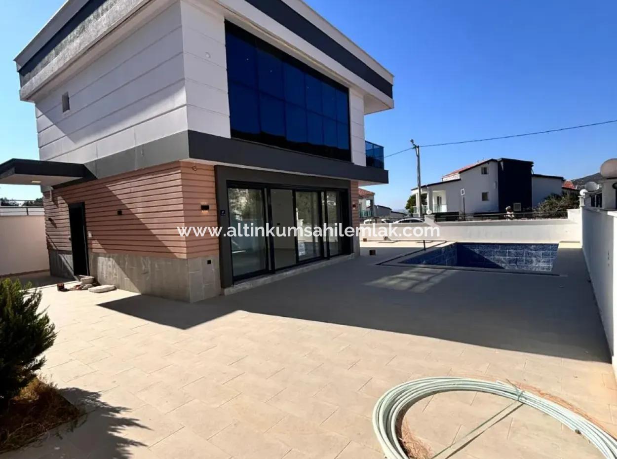Didim Akbükte Satılık 3+1 Villa