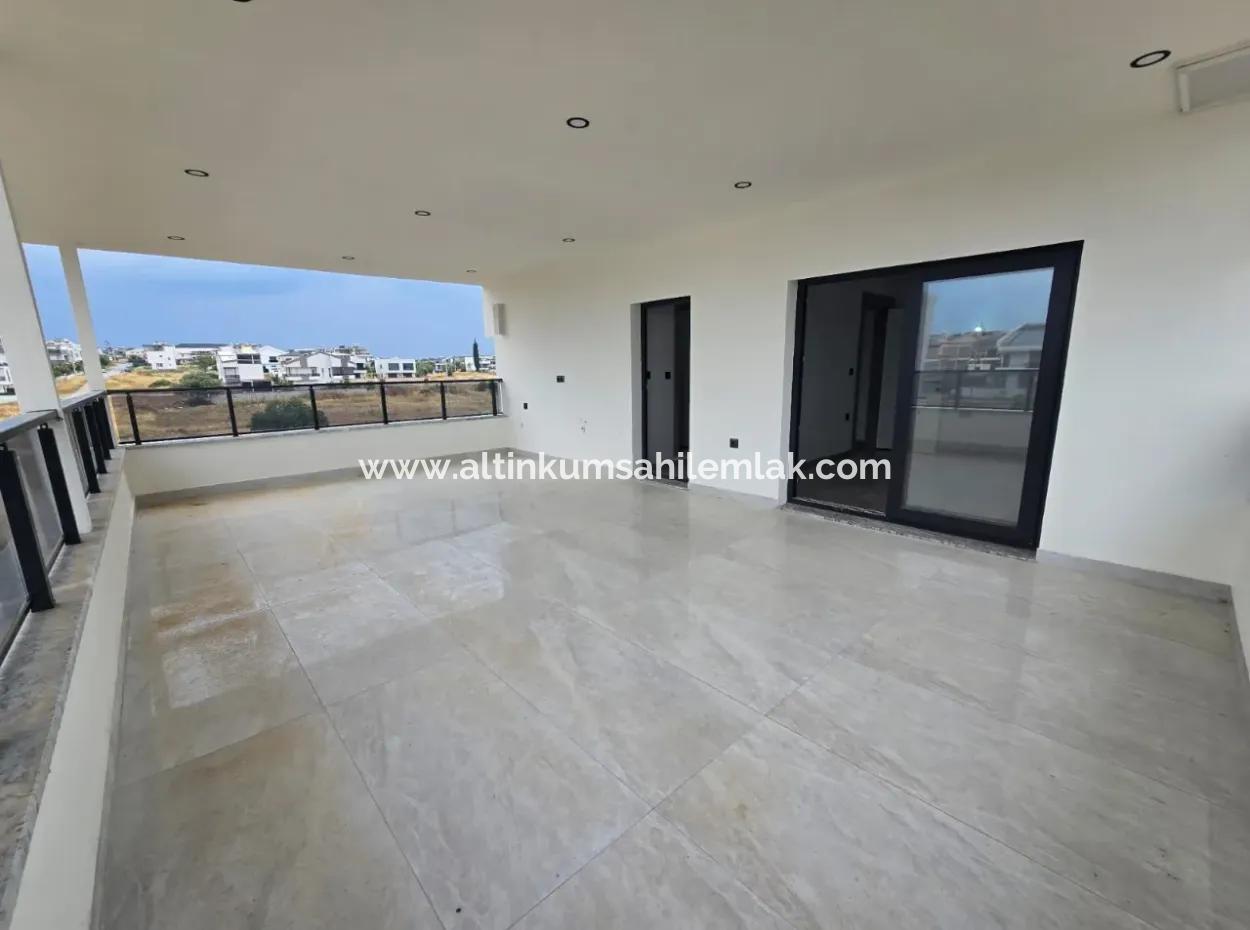 Hisar Mahallesinde Satılık 3+1 Villa