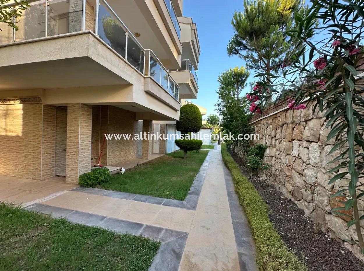Didim Altınkum Yeşilkentte Kiralık 5+1 Eşyalı Havuzlu Villa