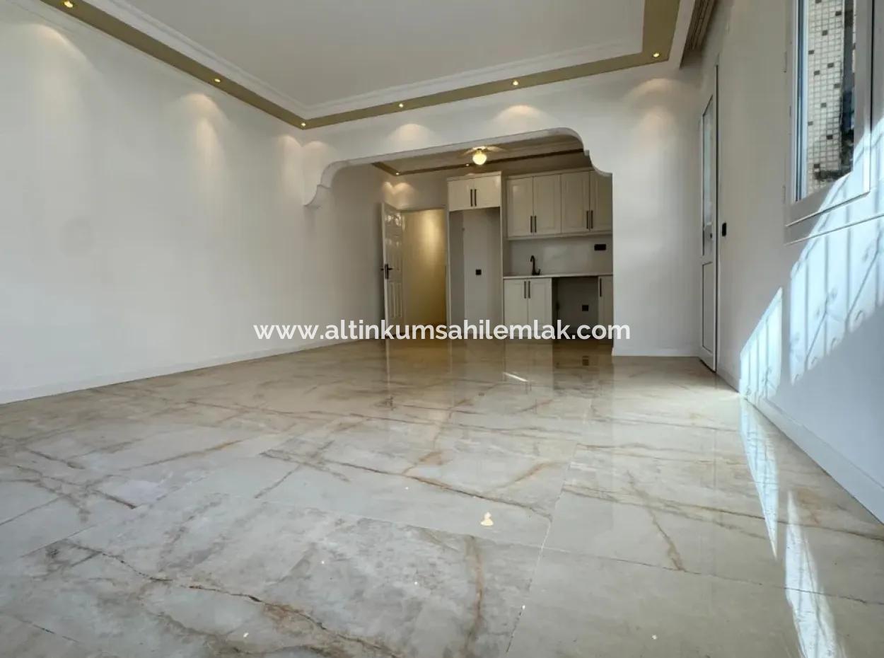 Didim Efeler Mahallesinde Satılık 2+1 Geniş Daire