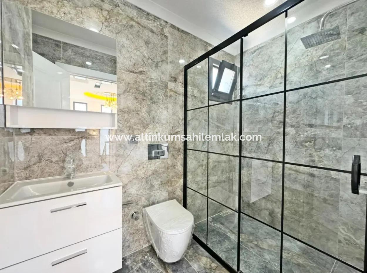 Didim Efeler Mahallesinde Satılık Havuzlu Sitede 3+1 Villa