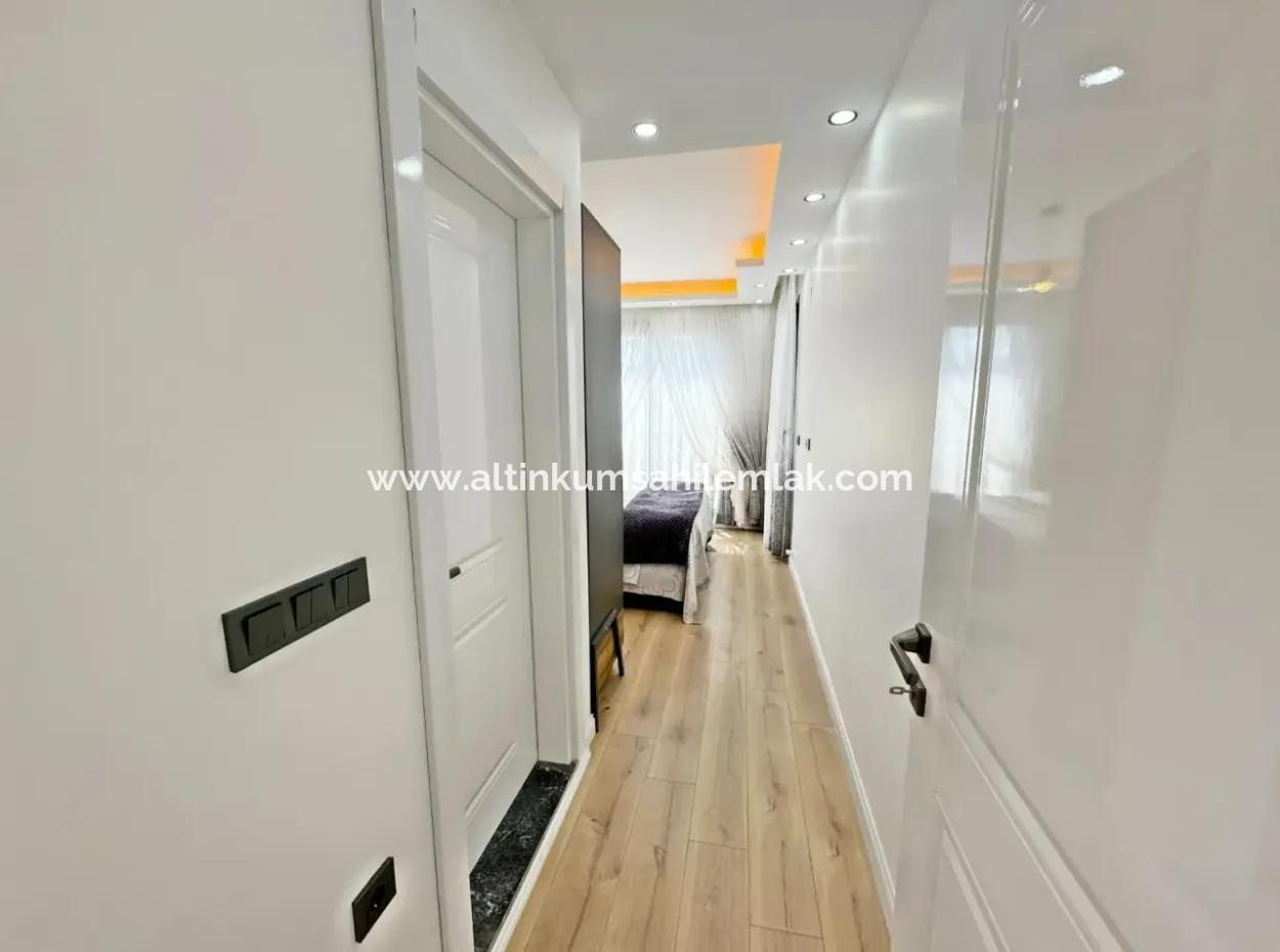 Didim Efeler Mahallesinde Satılık Havuzlu Sitede 3+1 Villa