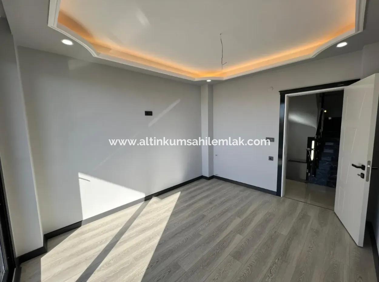 Didim Efeler Mahallesinde Satılık 5+1 Lüx Villa
