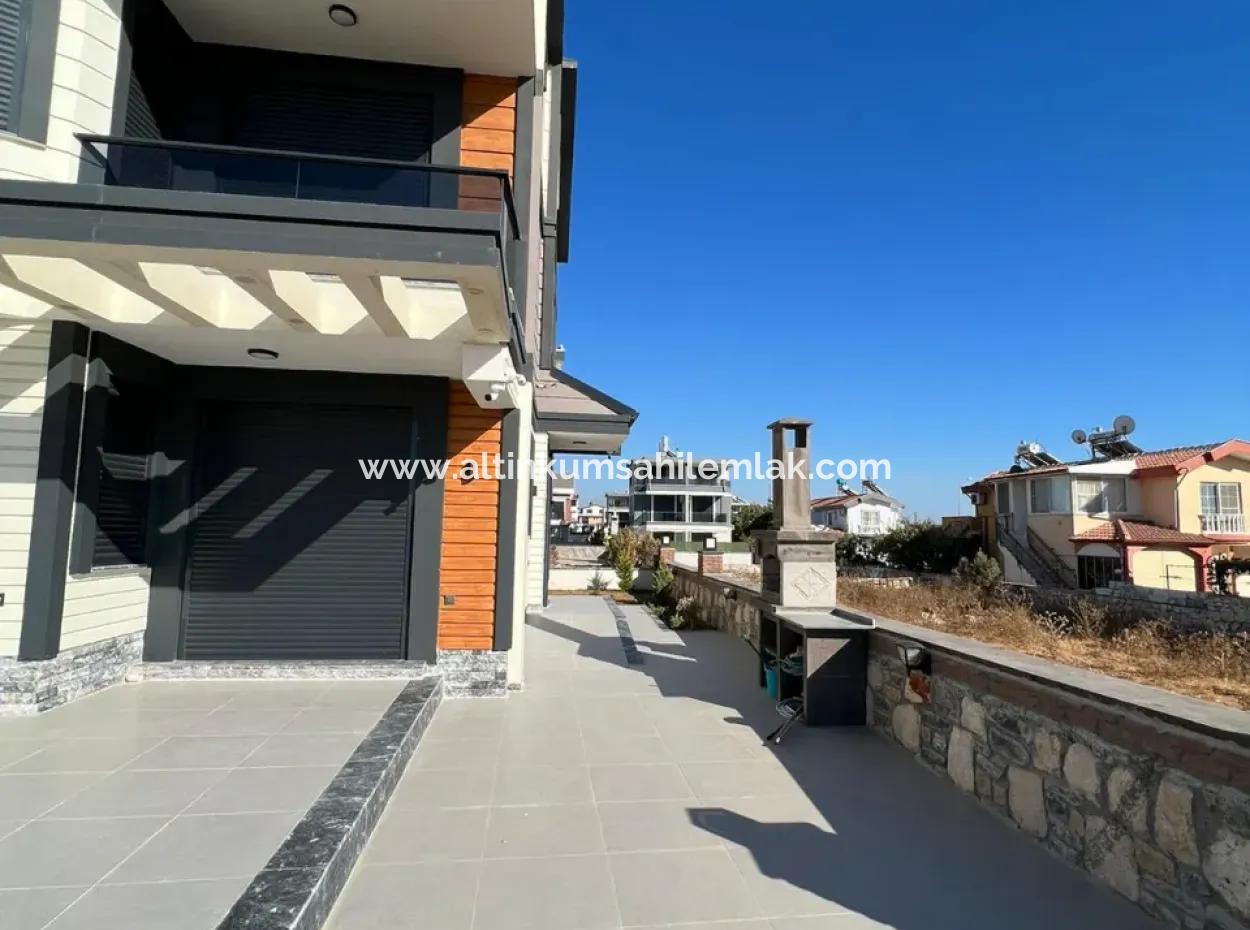 Didim Efeler Mahallesinde Satılık 5+1 Lüx Villa