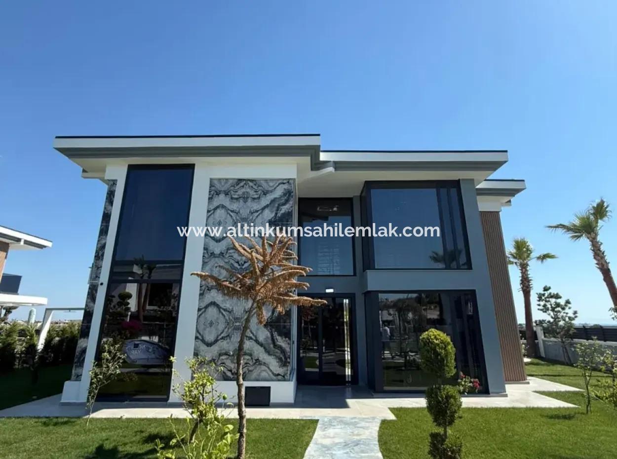 Didimde Satılık Deniz Manzaralı Müstakil Ultra Lüks 4+1 Villa