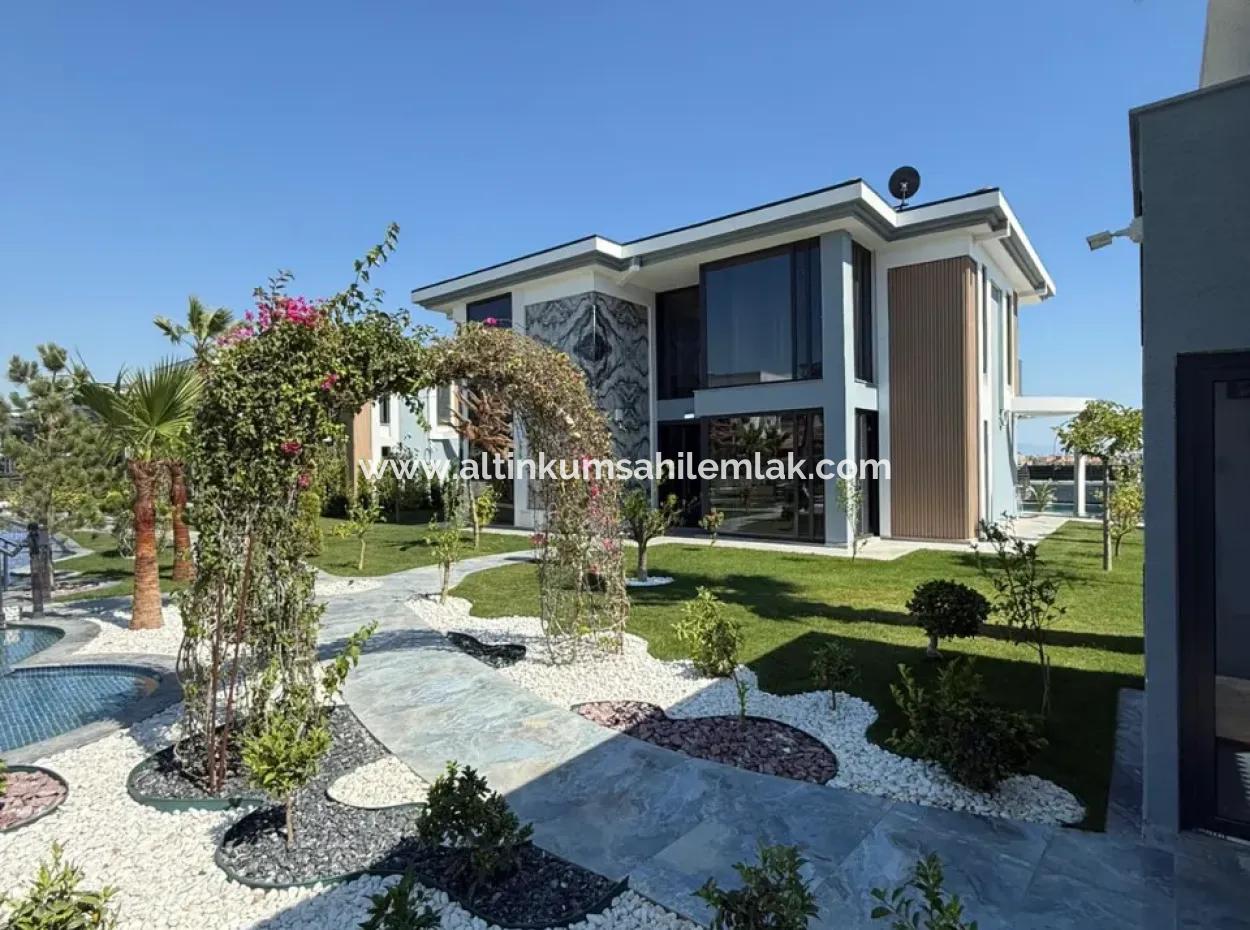 Didimde Satılık Deniz Manzaralı Müstakil Ultra Lüks 4+1 Villa