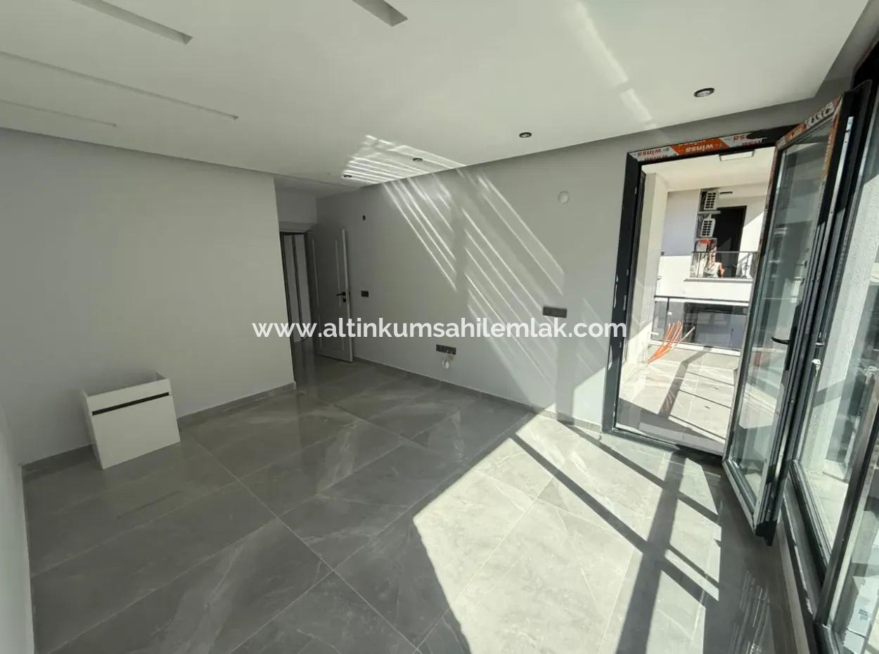 Didim Mavişehirde Satılık Havuzlu Sitede 3+1 Kelepir Villa
