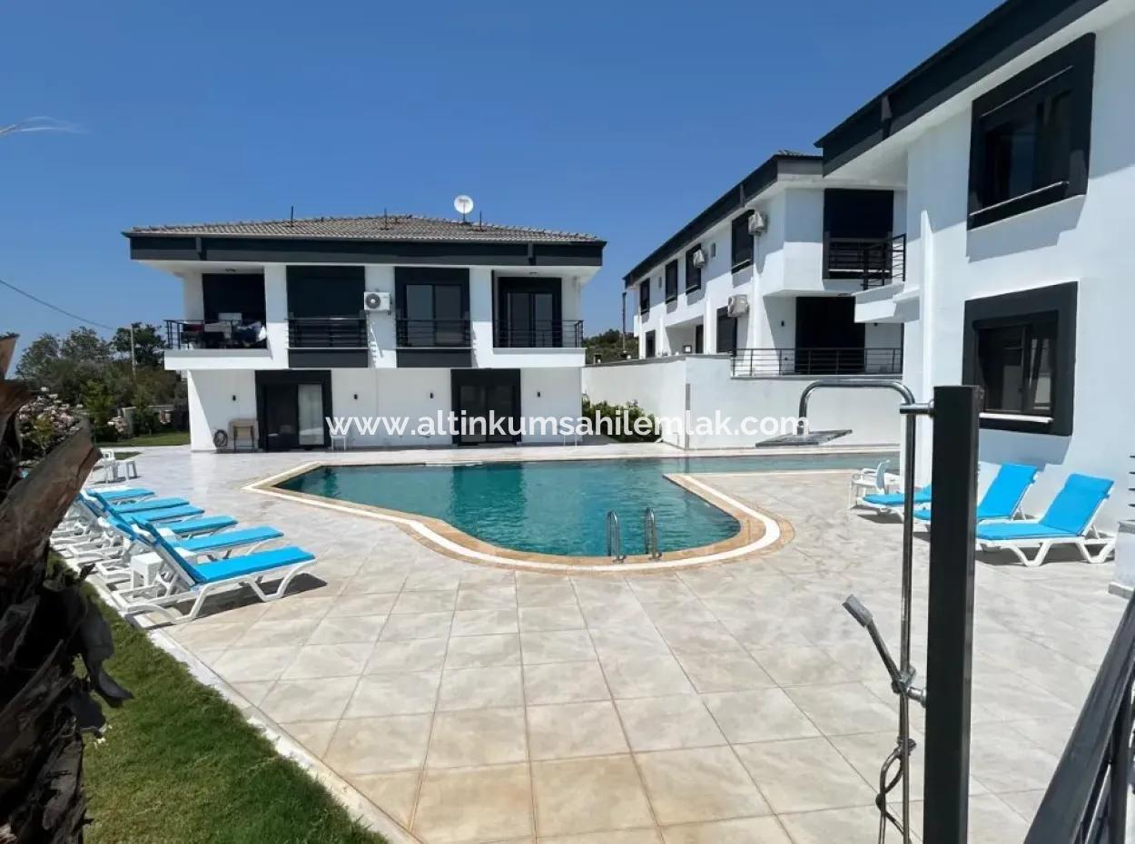 Didim – Satılık 3+1 Havuzlu Villa Site İçinde Havuz Başı 2 Kattan Oluşan Değerinde  Villa.