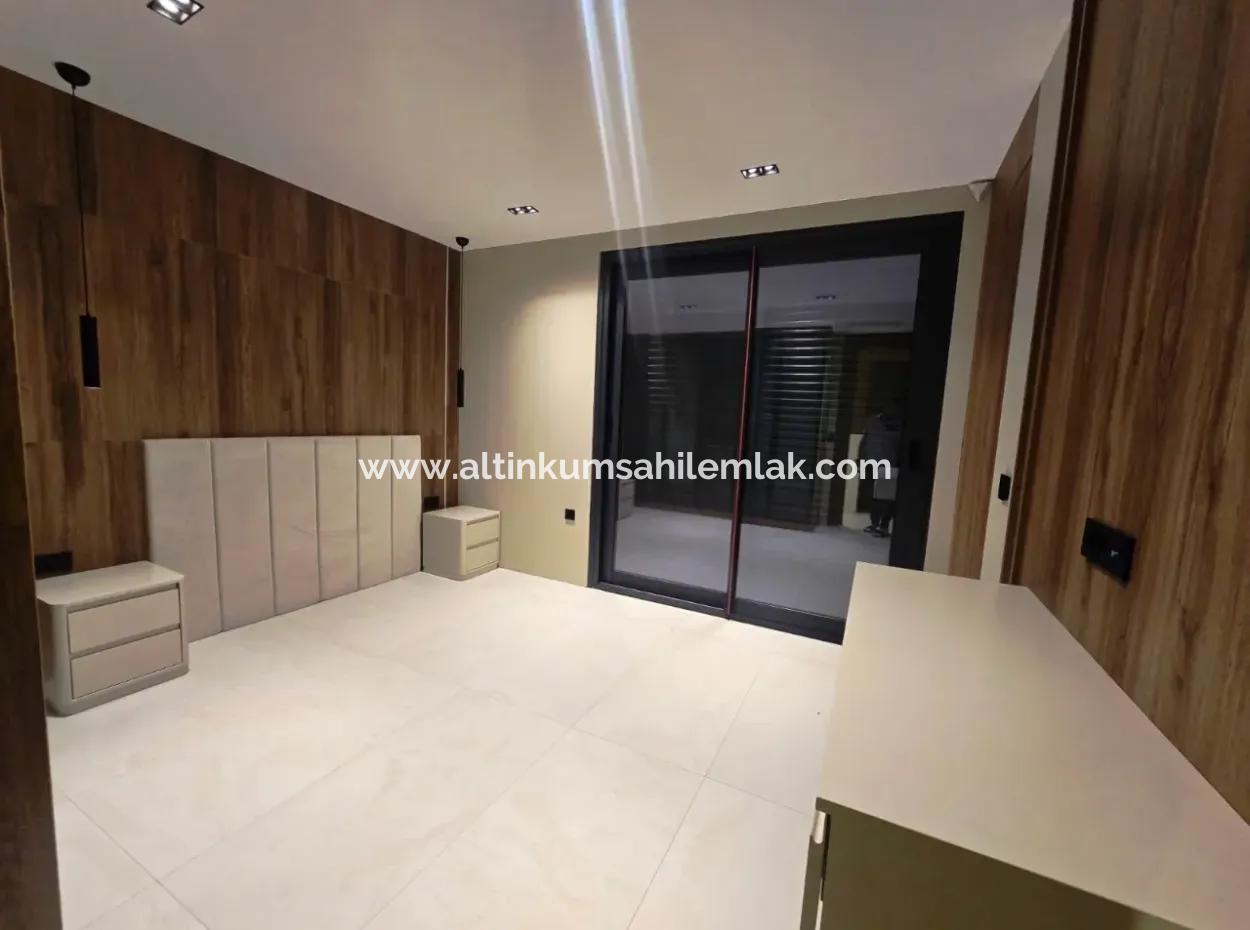 Didim Akyeniköy Yeşiltepede Satılık 5+1 Özel Villa