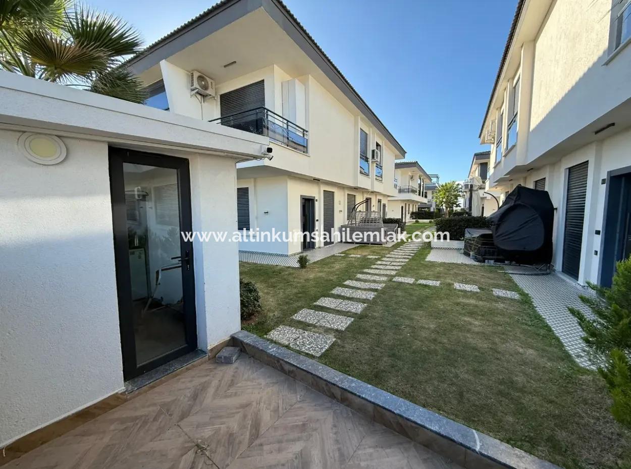 Aydın Didim Efeler Mahallesi Yerden Isıtmalı • Akıllı Sistem • Havuzlu Site İçi • 3+1 Köşe Villa