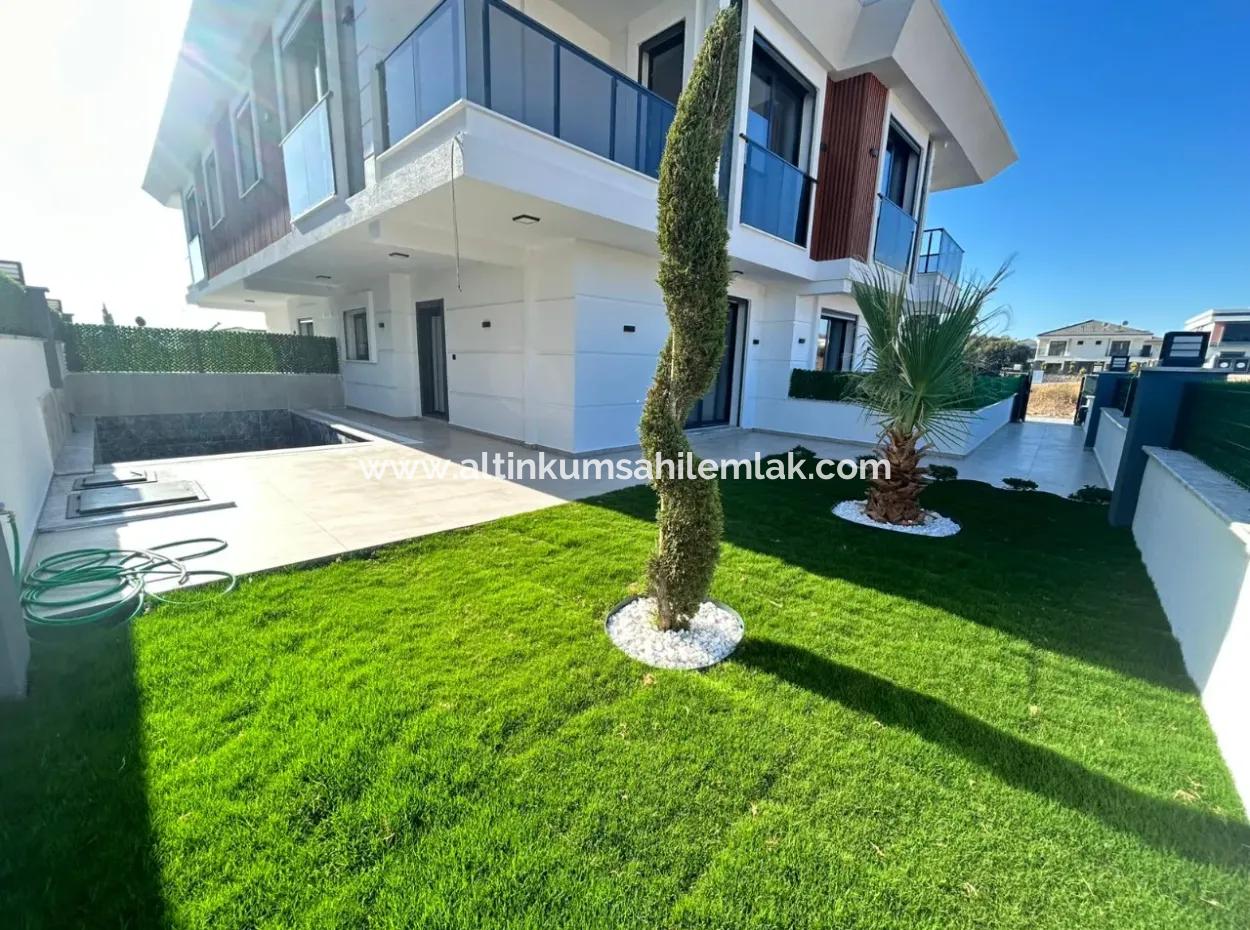 Didim Hisar Mahallesi’nde Satılık 3+1 Modern Müstakil Girişli Havuzlu Villa