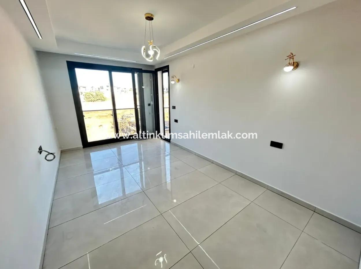 Didim Hisar Mahallesi’nde Satılık 3+1 Modern Müstakil Girişli Havuzlu Villa