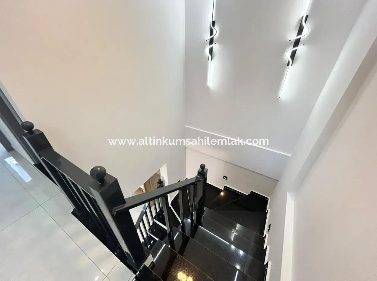 Didim Hisar Mahallesi’nde Satılık 3+1 Modern Müstakil Girişli Havuzlu Villa