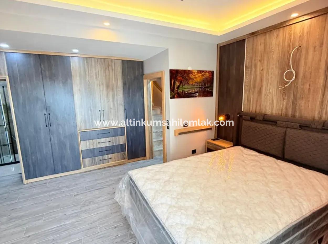 Aydın Didim Hisar’da Köşe Başı Havuzlu Denize Yakın 3+1 Satılık Eşyalı Villa