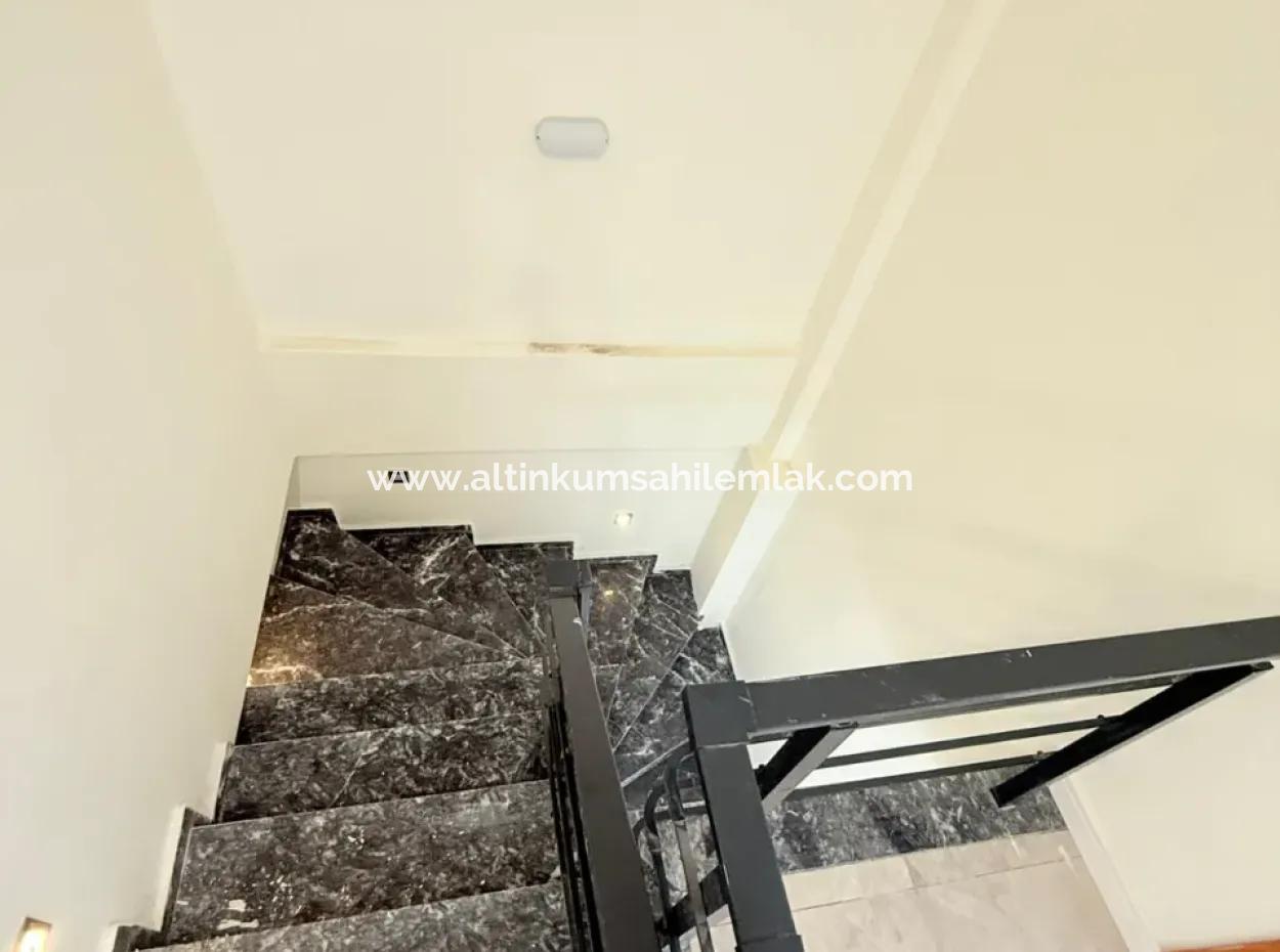 Aydın Didim Efeler’de Havuzlu Sitede Deniz Manzaralı Asansörlü 3+1 Ayrı Mutfaklı Sıfır Dubleks