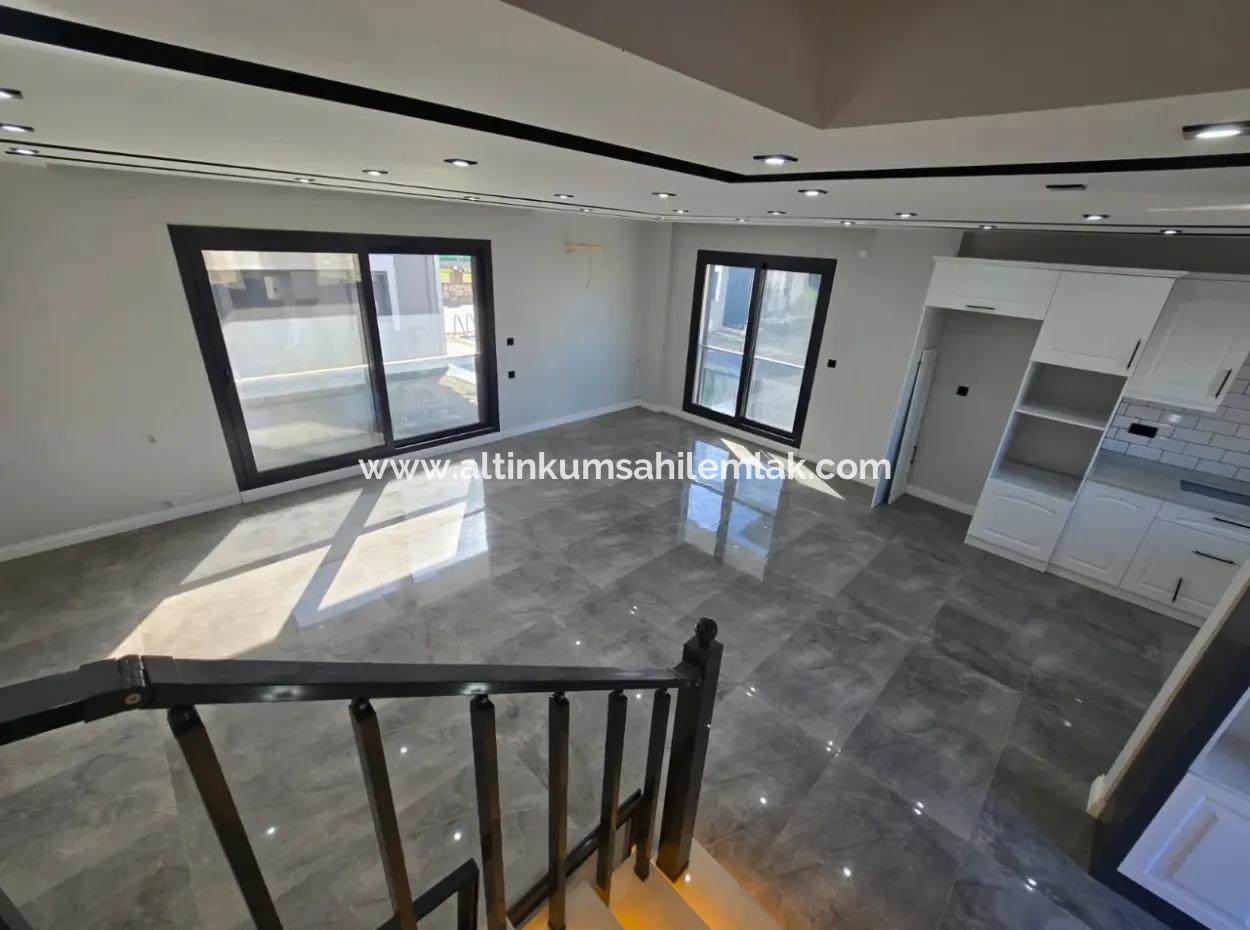 Didim Efeler Mahallesinde Satılık 3+1 Villa Havuzlu Sitede