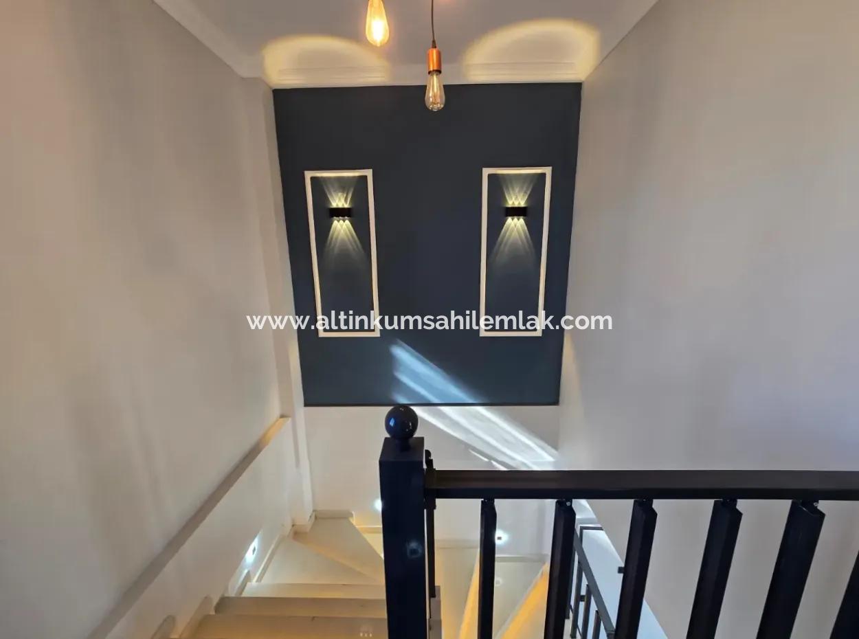 Didim Efeler Mahallesinde Satılık 3+1 Villa Havuzlu Sitede