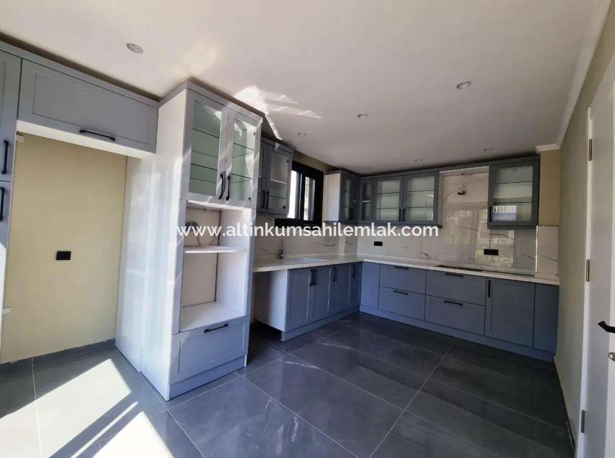 Didim Altınkumda Satılık 4+1 Ayrı Mutfak Havuzlu Müstakil Villa