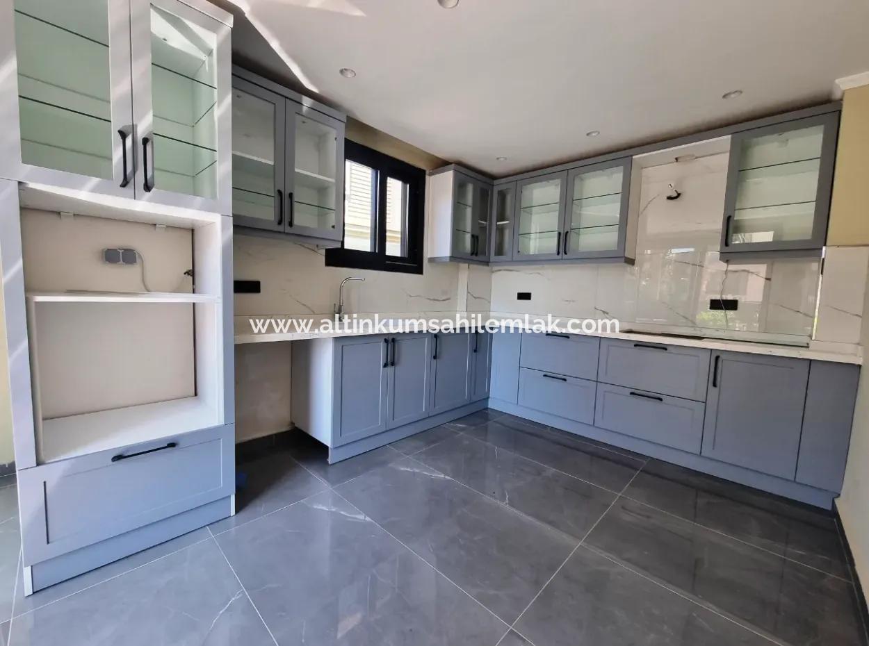 Didim Altınkumda Satılık 4+1 Ayrı Mutfak Havuzlu Müstakil Villa