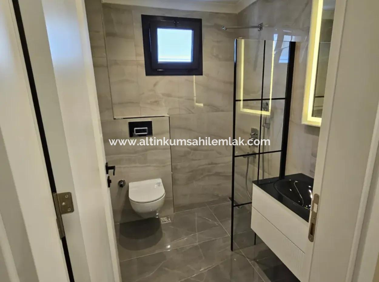 Didim Altınkumda Satılık 4+1 Ayrı Mutfak Havuzlu Müstakil Villa