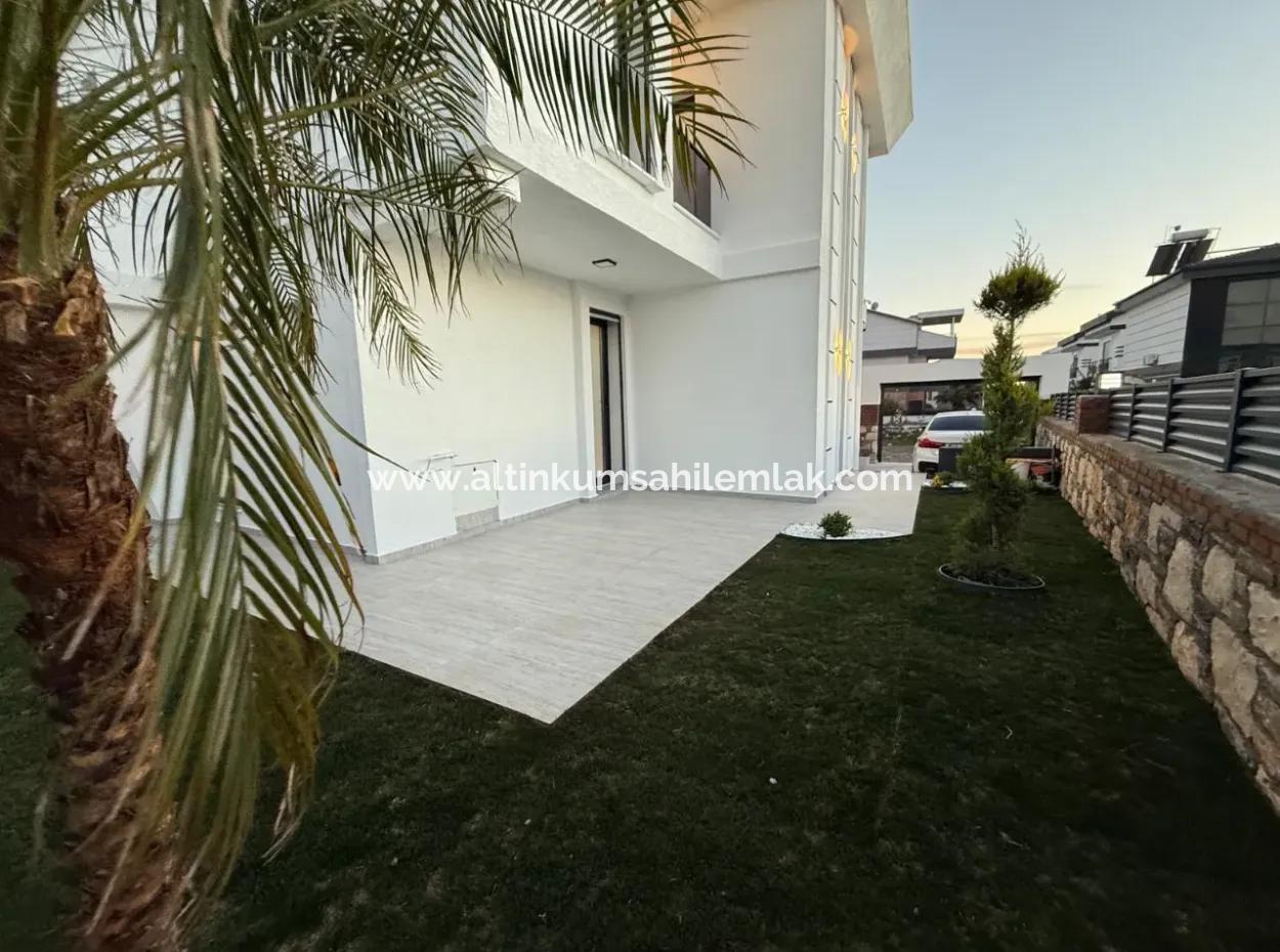 Didim Efeler Mahallesinde Satılık Müstakil Villa