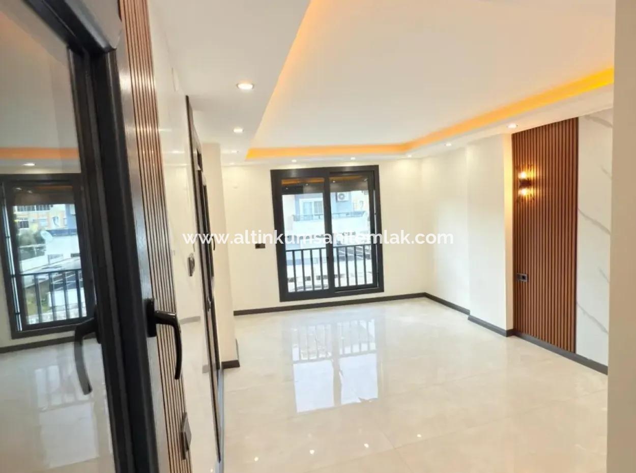 Aydın Didim’de Satılık 4+1 Ayrı Mutfaklı Havuzlu Fırsat Villa