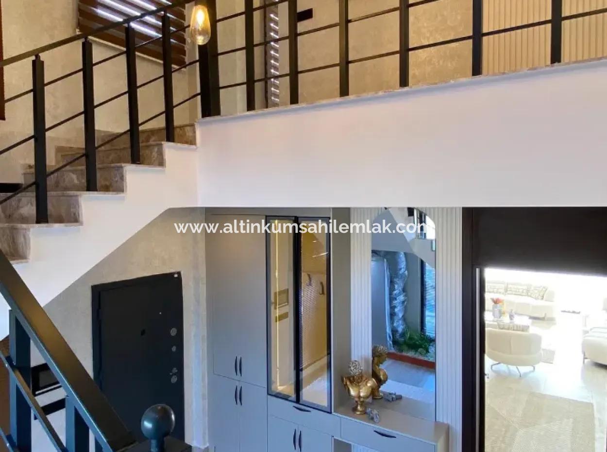 Didim Efelerde Satılık 500 Mt Arsa İçinde 4+1 Lüks Villa