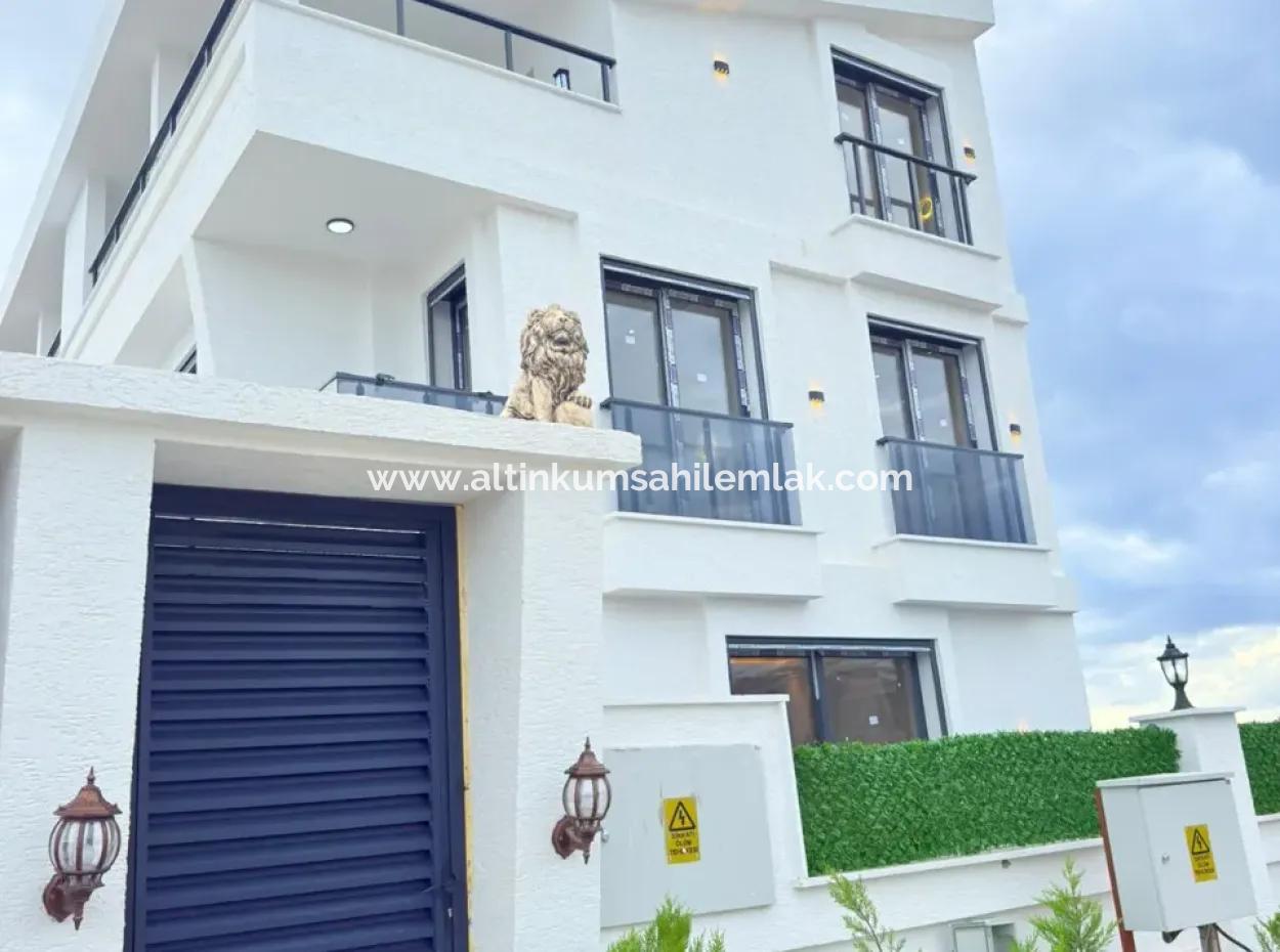 Aydın Didim Hisar’da Satılık Ultra Lüks 3+1 Havuzlu Villa