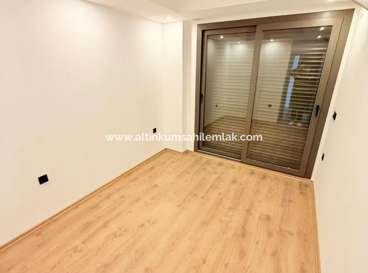 Didim Cumhuriyet Mahallesi’nde Satılık Havuzlu Site’de 2+1 Sıfır Geniş Daire