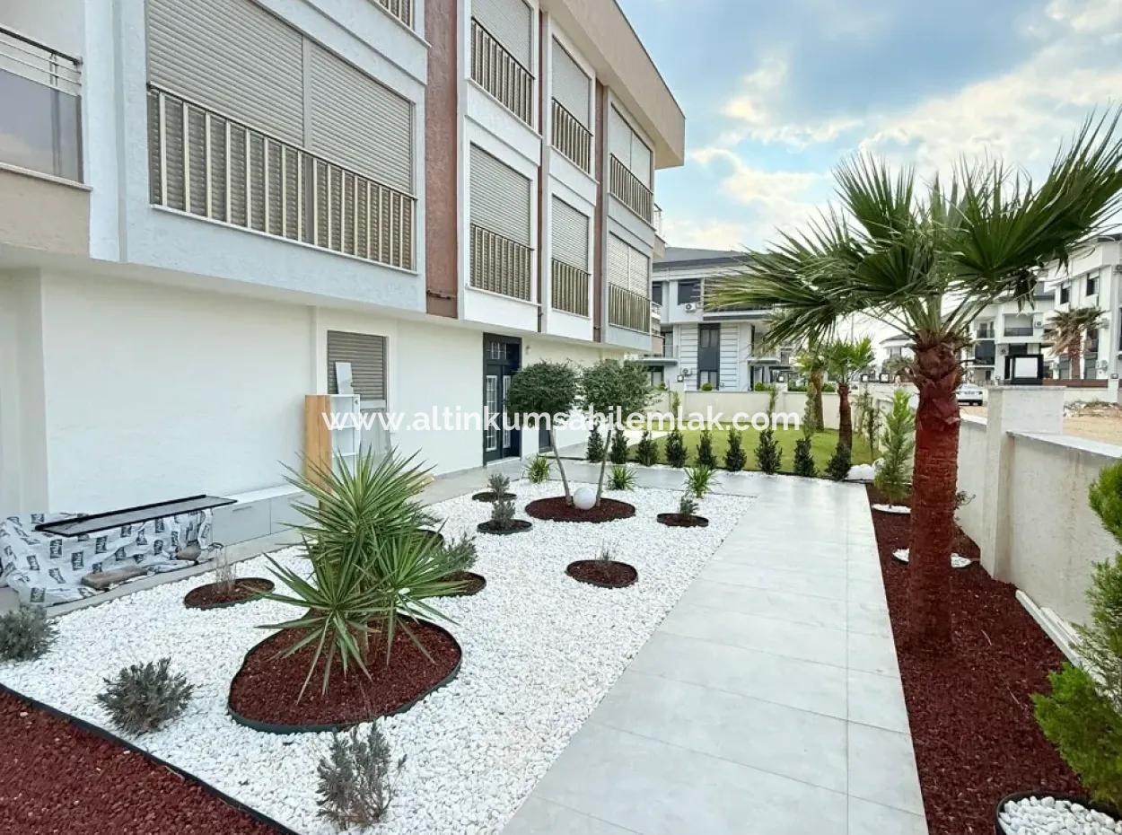 Didim Cumhuriyet Mahallesi’nde Satılık Havuzlu Site’de 2+1 Sıfır Geniş Daire