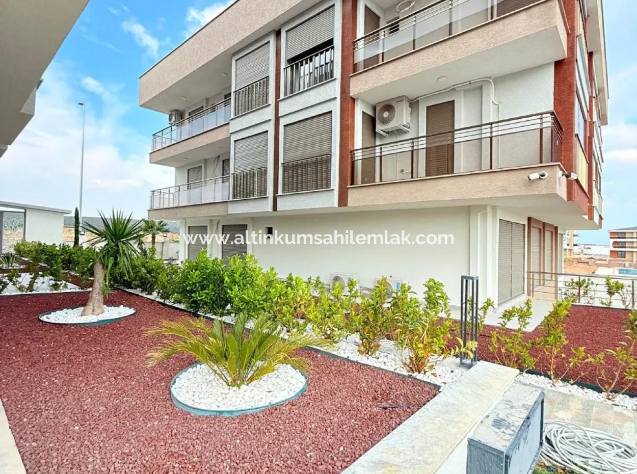 Didim Cumhuriyet Mahallesi’nde Satılık Havuzlu Site’de 2+1 Sıfır Geniş Daire