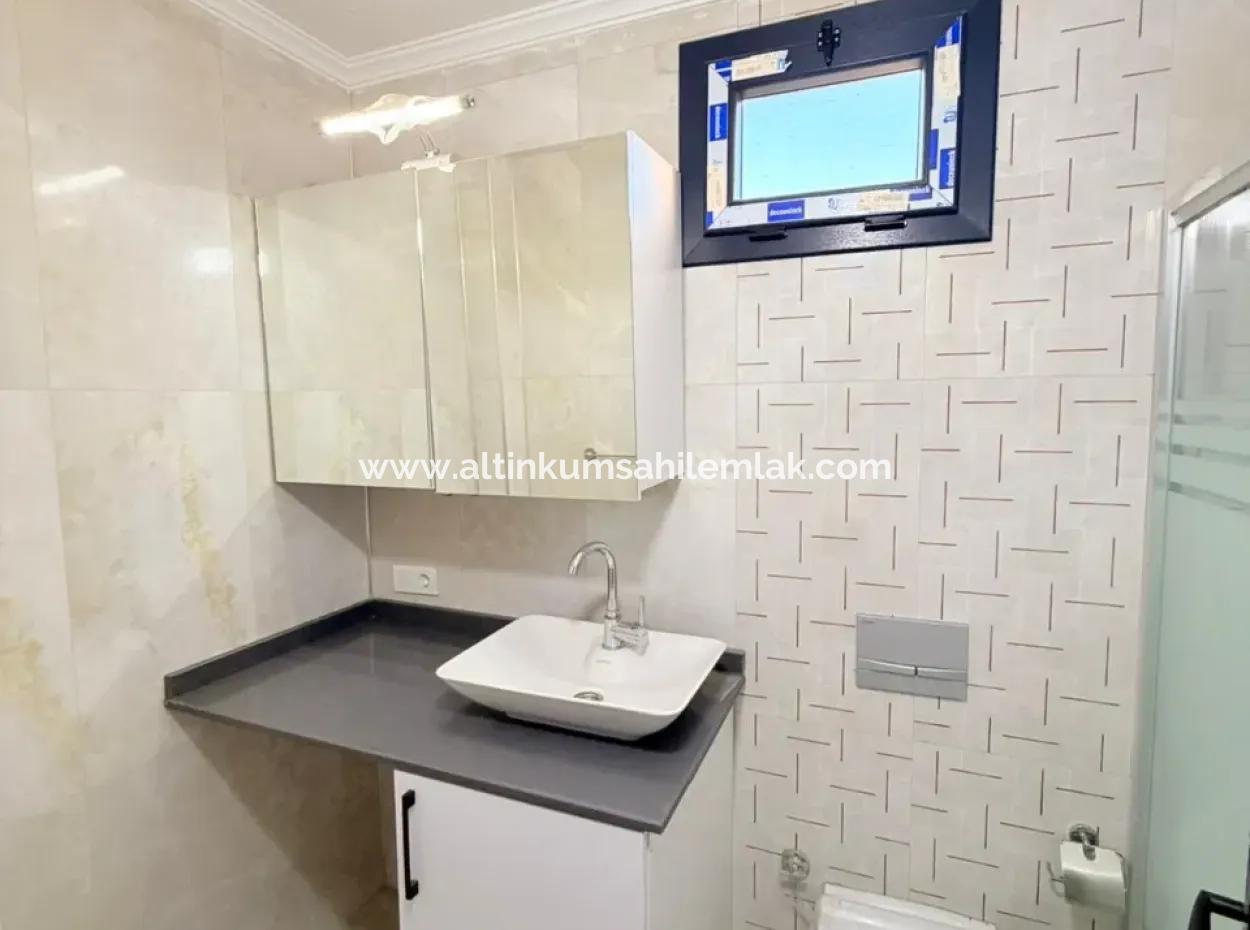 Efeler Mahallesi’nde Satılık 3+1 Triplex Bitişik Nizam Sıfır Havuzlu Villa