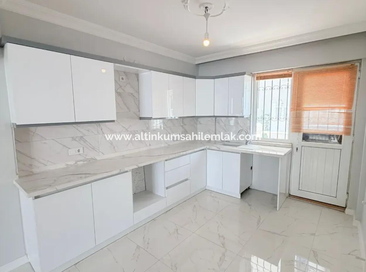 Didim Efeler Mahallesi’nde Satılık Ayrı Mutfak Görünümlü 4+1 Triplex Villa
