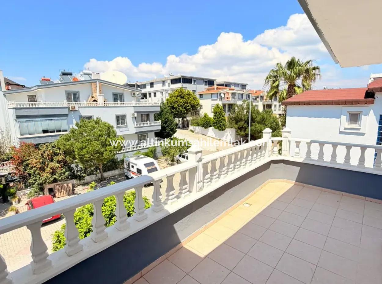 Didim Efeler Mahallesi’nde Satılık Ayrı Mutfak Görünümlü 4+1 Triplex Villa