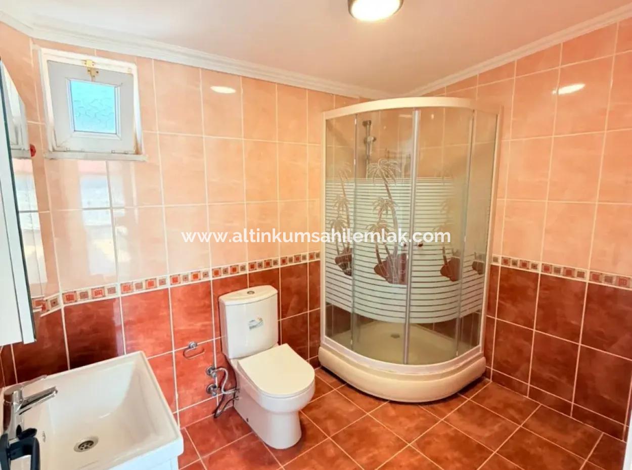 Didim Efeler Mahallesi’nde Satılık Ayrı Mutfak Görünümlü 4+1 Triplex Villa