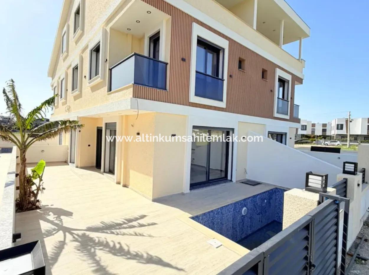 ???? Didim Efeler’de Satılık 3+1 Ön Cephe Müstakil Havuzlu Sıfır Villa