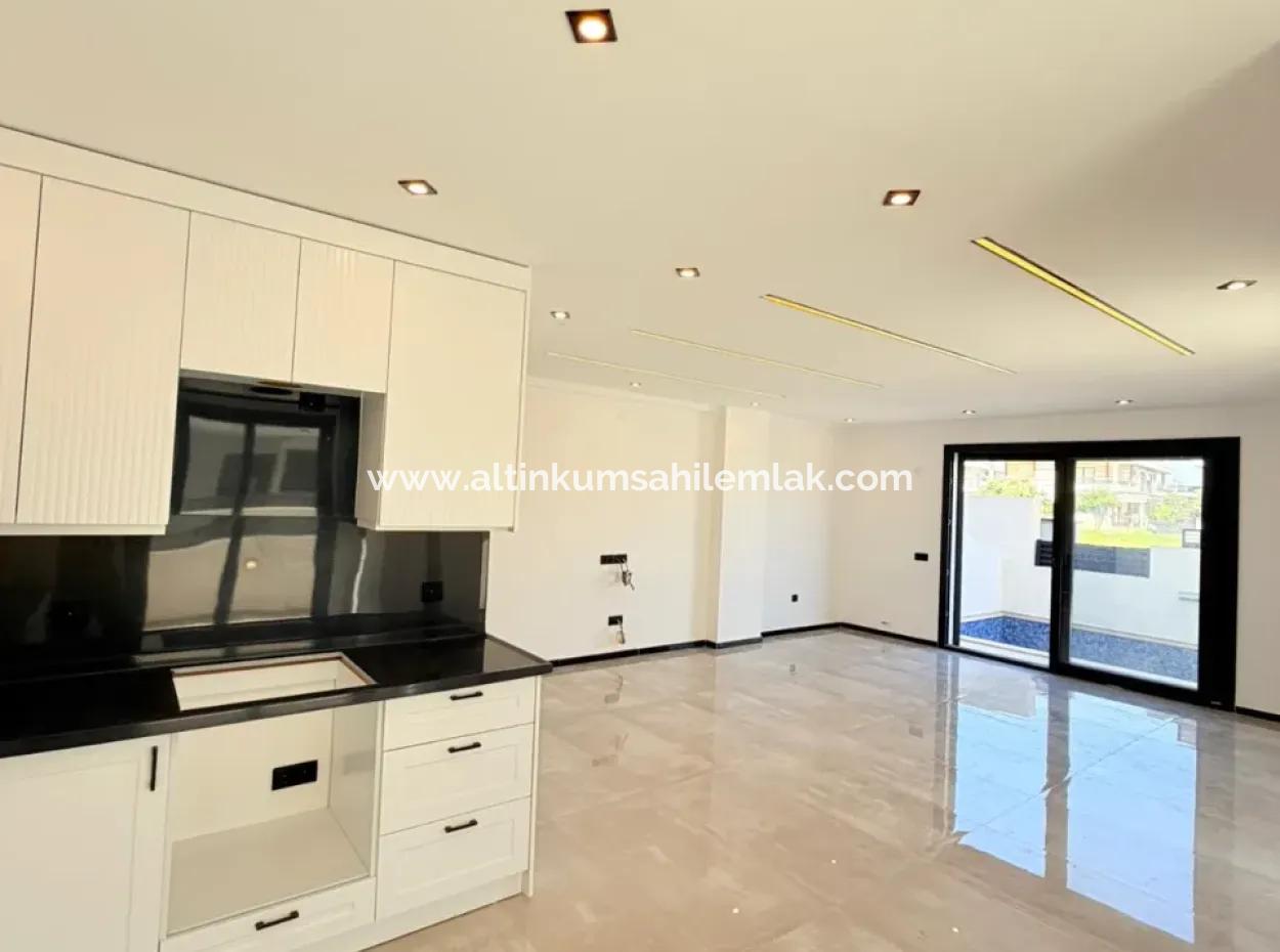 ???? Didim Efeler’de Satılık 3+1 Ön Cephe Müstakil Havuzlu Sıfır Villa