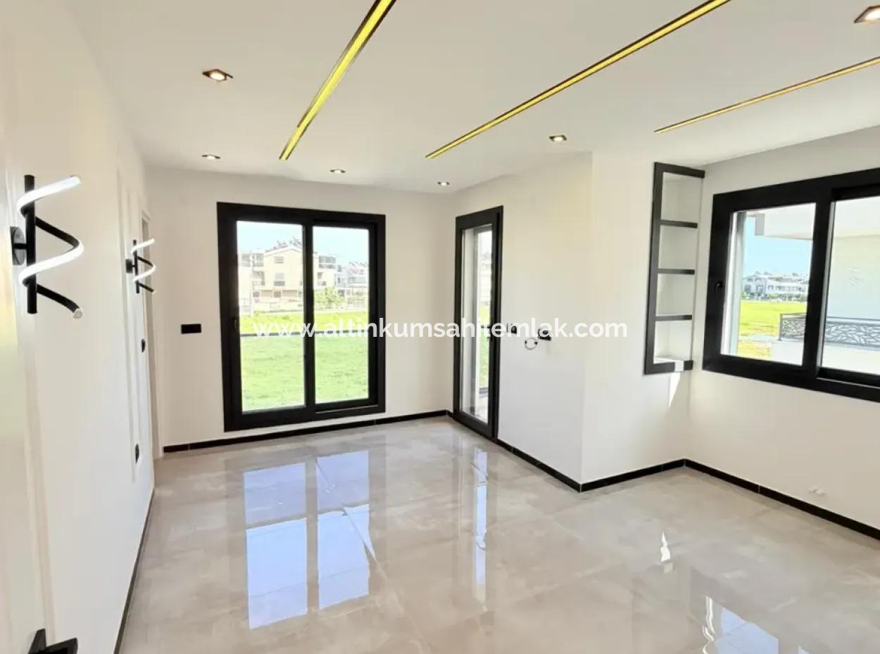 ???? Didim Efeler’de Satılık 3+1 Ön Cephe Müstakil Havuzlu Sıfır Villa