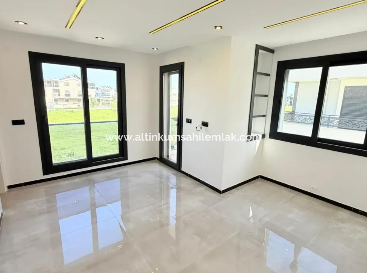 ???? Didim Efeler’de Satılık 3+1 Ön Cephe Müstakil Havuzlu Sıfır Villa