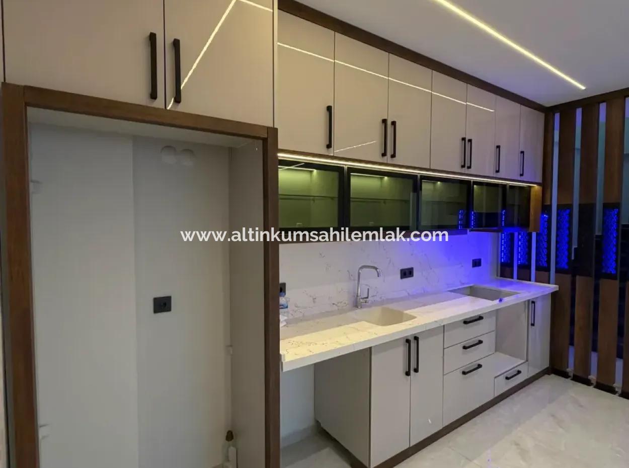 Didim Hisar Mahallesinde Satılık 3+1 Alt Katta Yatak Odalı Havuzlu Villa